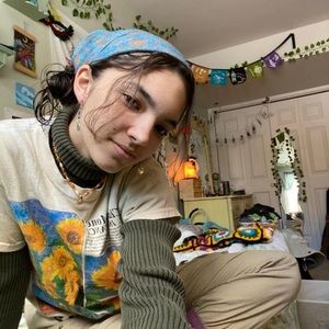 Meet your Posher, Raven